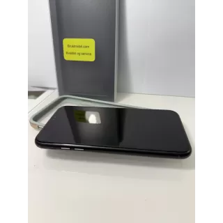 iPhone XR 64GB